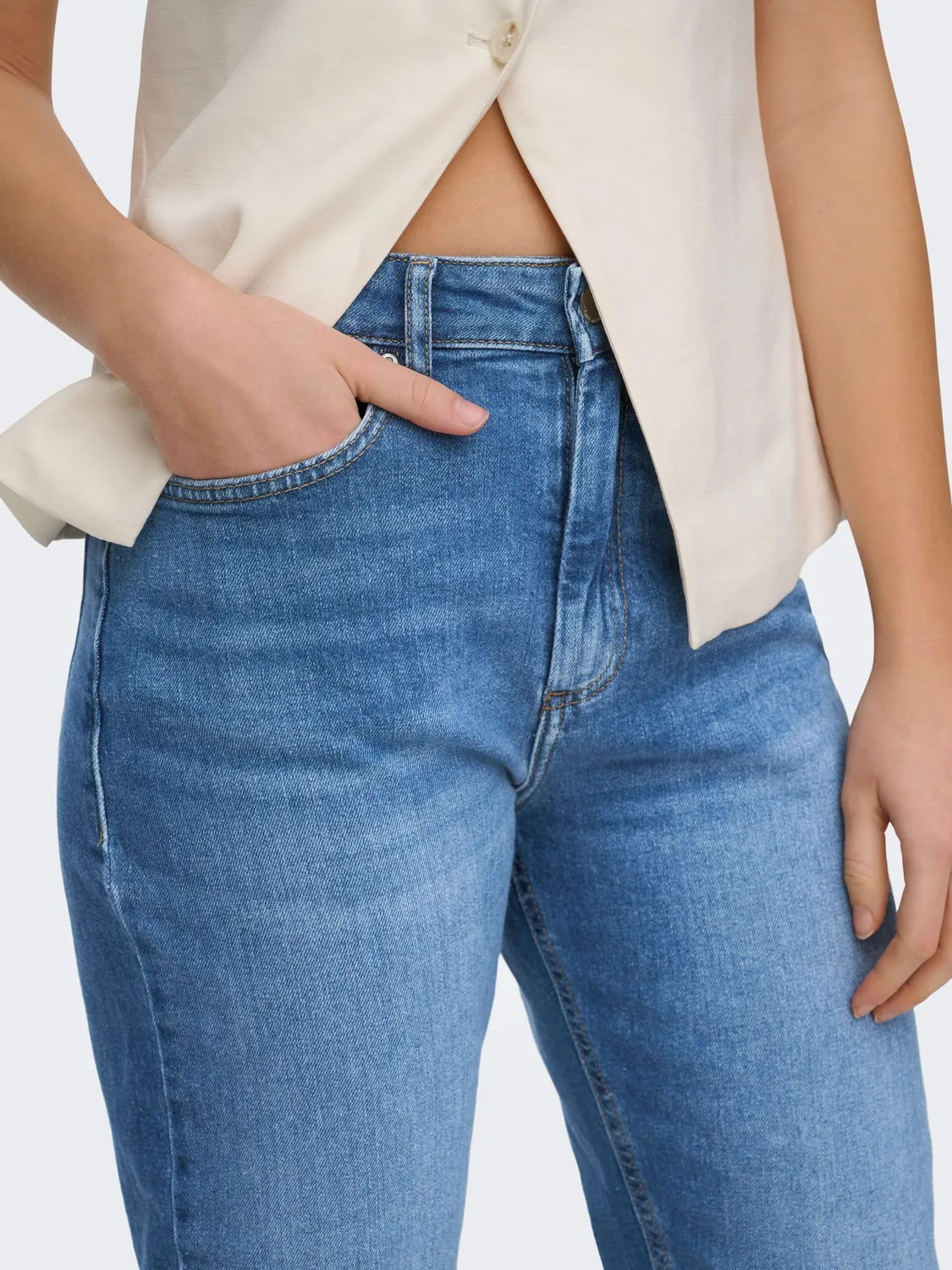 ONLY Onlveneda jeans mom vita alta M 32L chiaro