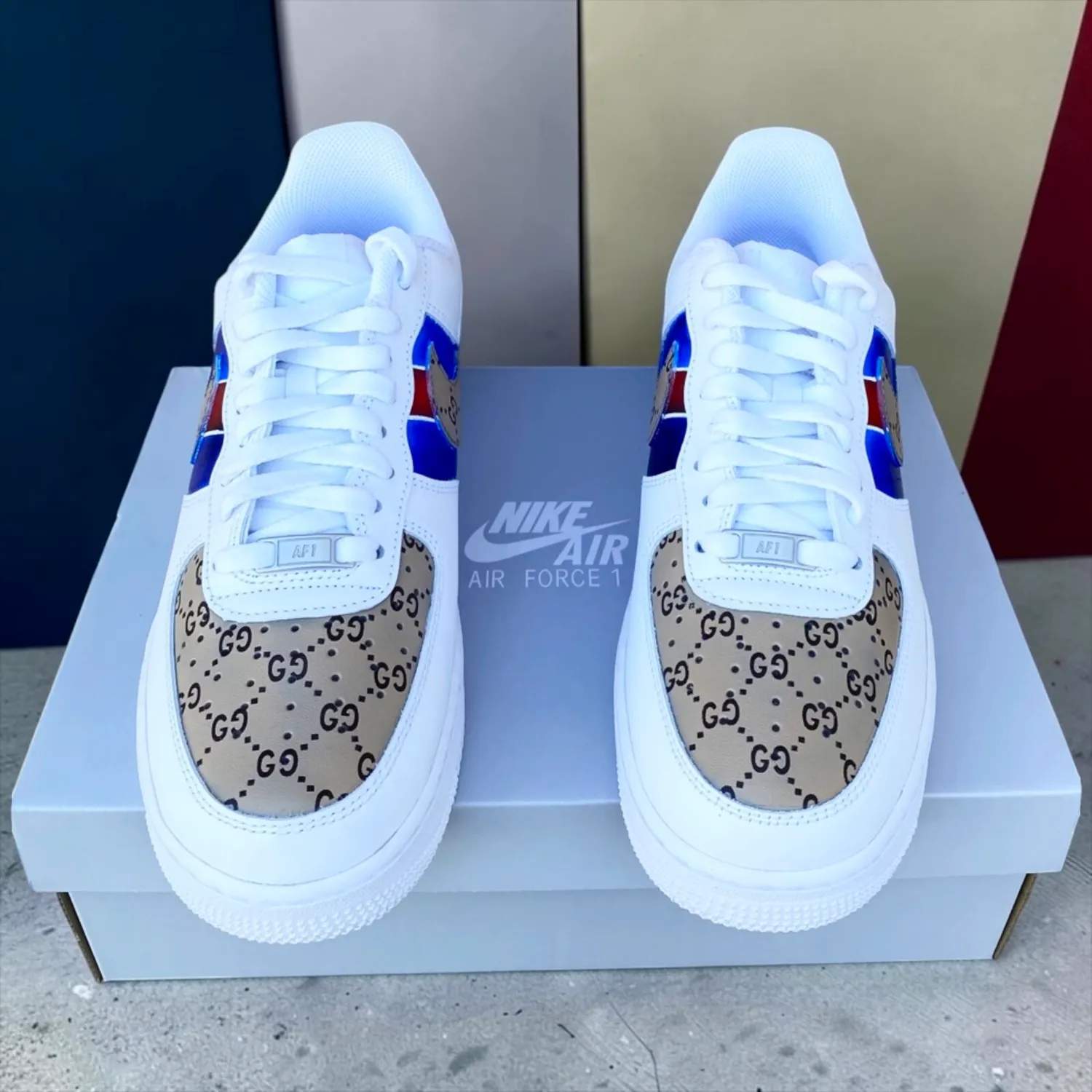 Nike Air Force 1 Gucci Blue sneakers dipinte a mano