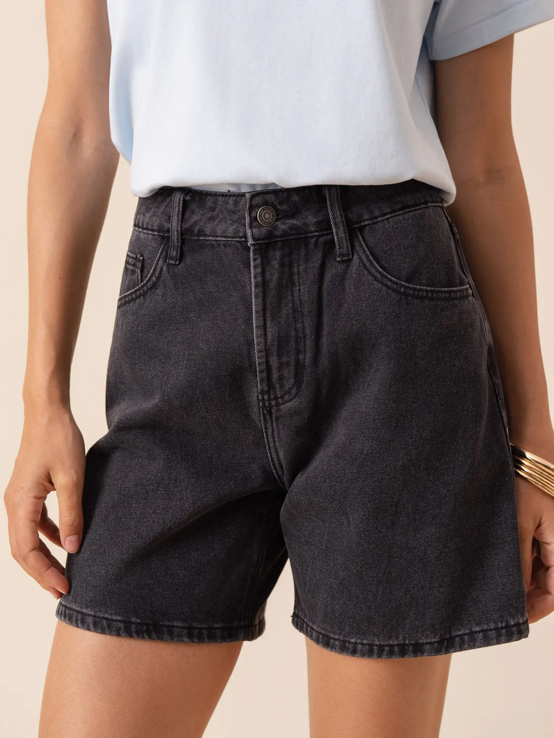 Oraije Valmy shorts vita alta grigio gamba larga