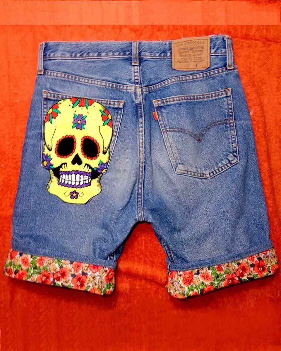 Never Say Never Levi's Teschio bermuda dipinti fiori nero