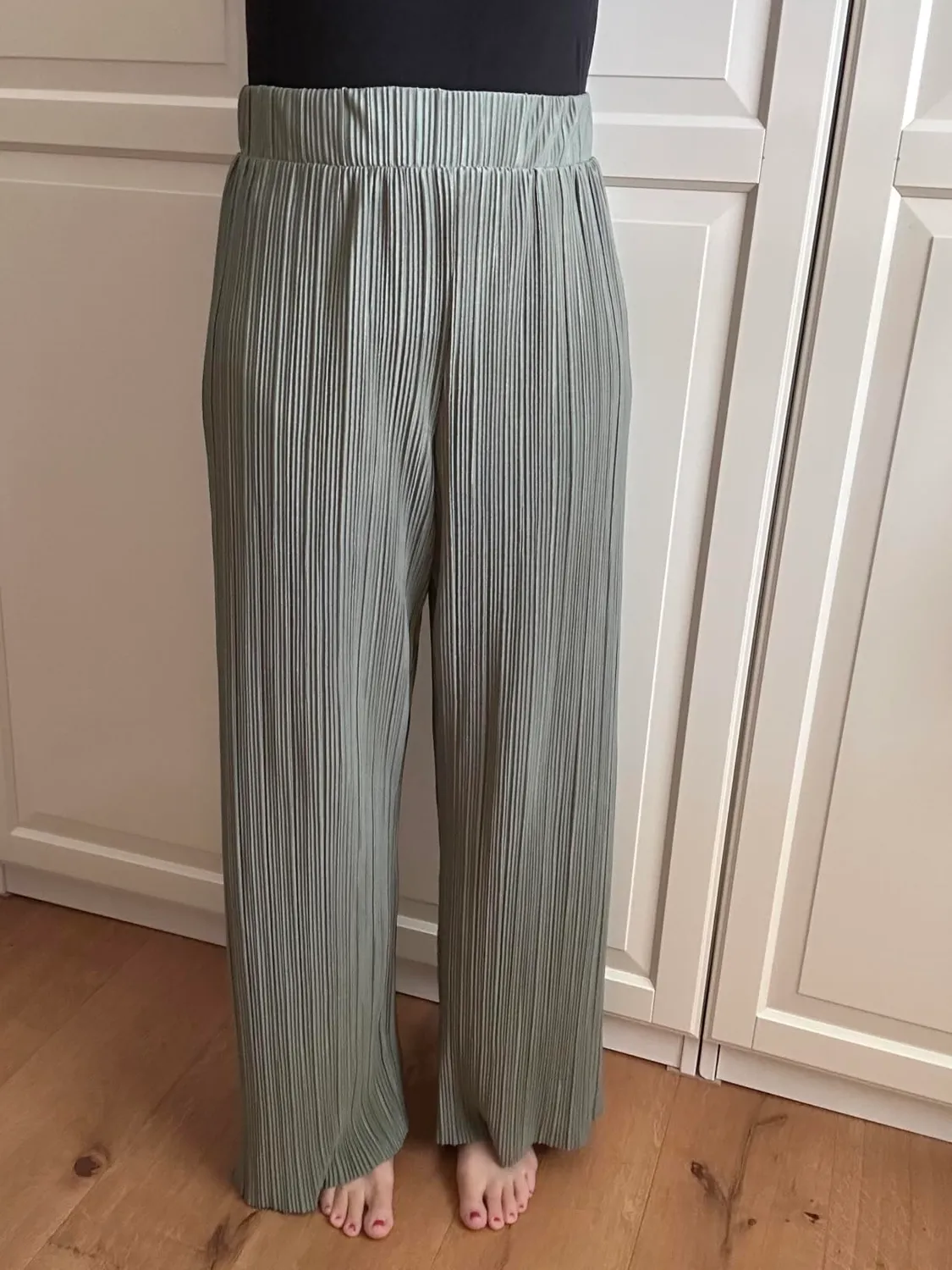 Only Onlravenna Pantaloni Plisse Donna L Nero Elastici