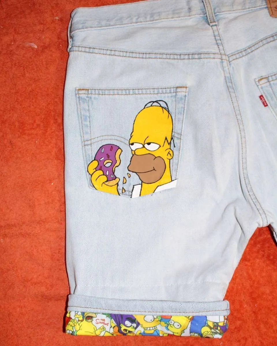 Levi's Vintage Homer Simpson bermuda jeans custom dipinto