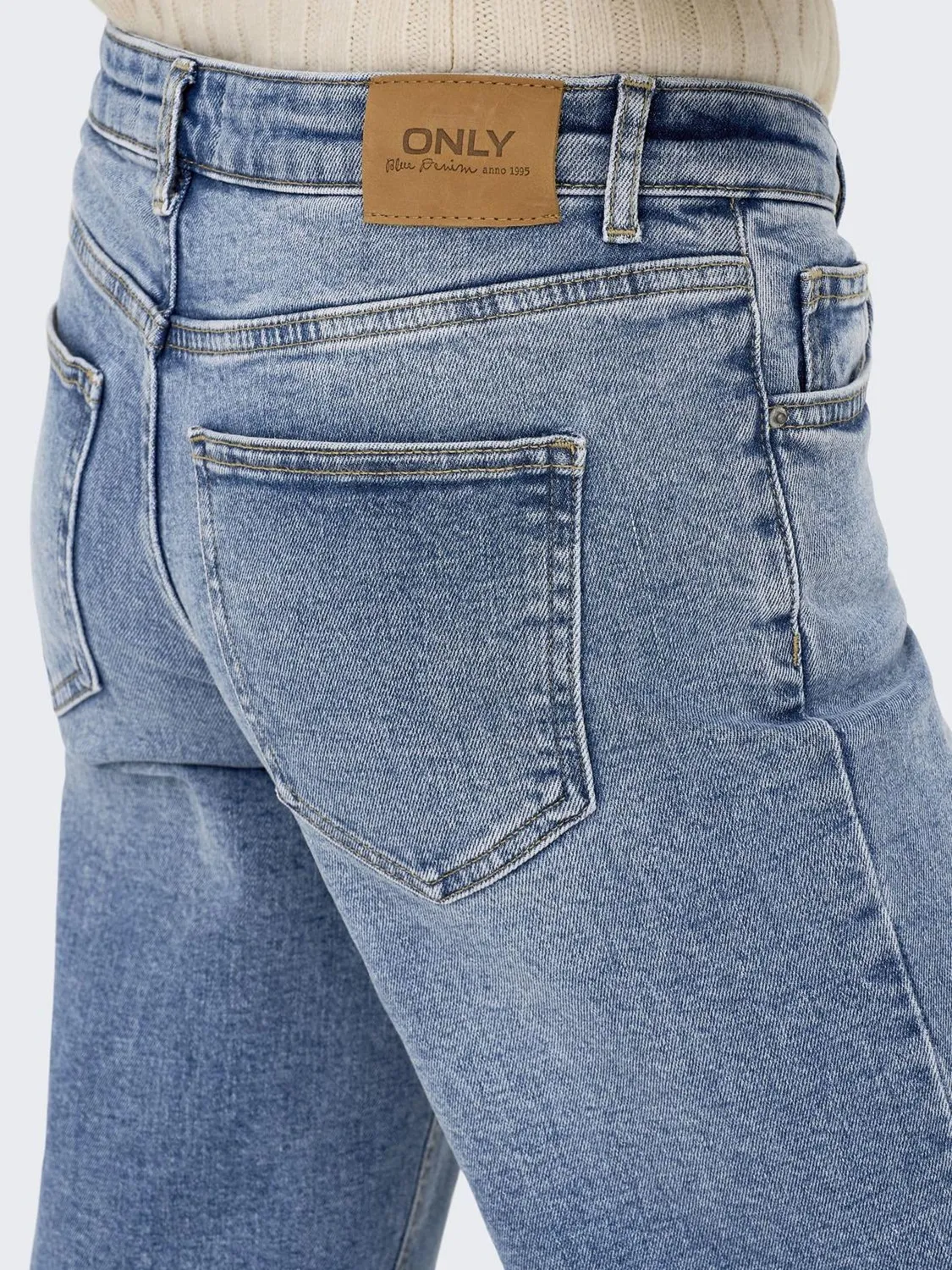ONLY Onljuicy Vita Alta jeans wide leg 25W/32L vita alta