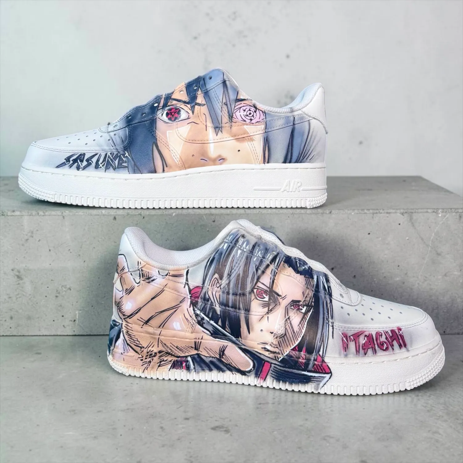 Nike Air Force 1 Sasuke Itachi sneakers dipinte a mano anime