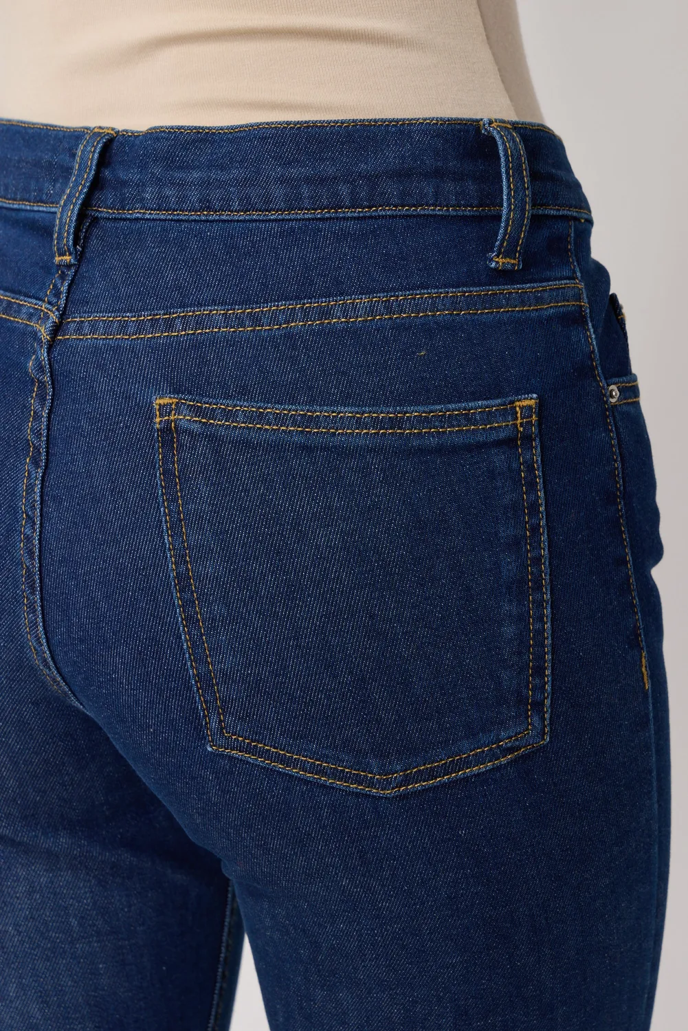 acquaverde Cara Brut Lavé jeans bootcut sfrangiati