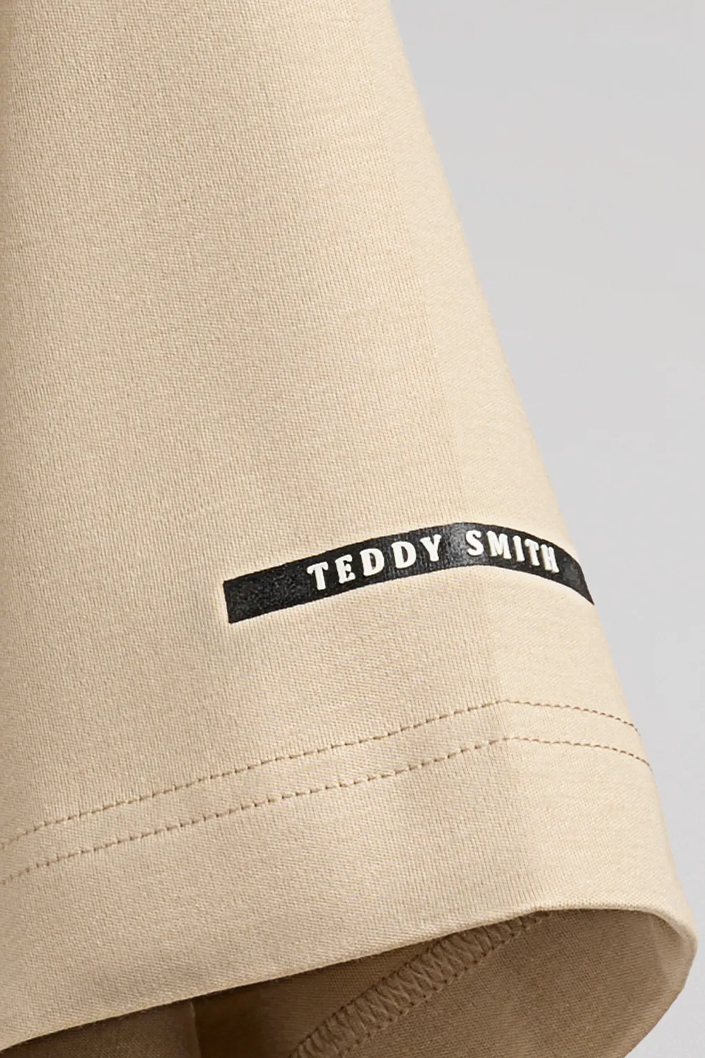 Teddy Smith T-Fergus MC T-Shirt Beige Poche Nylon