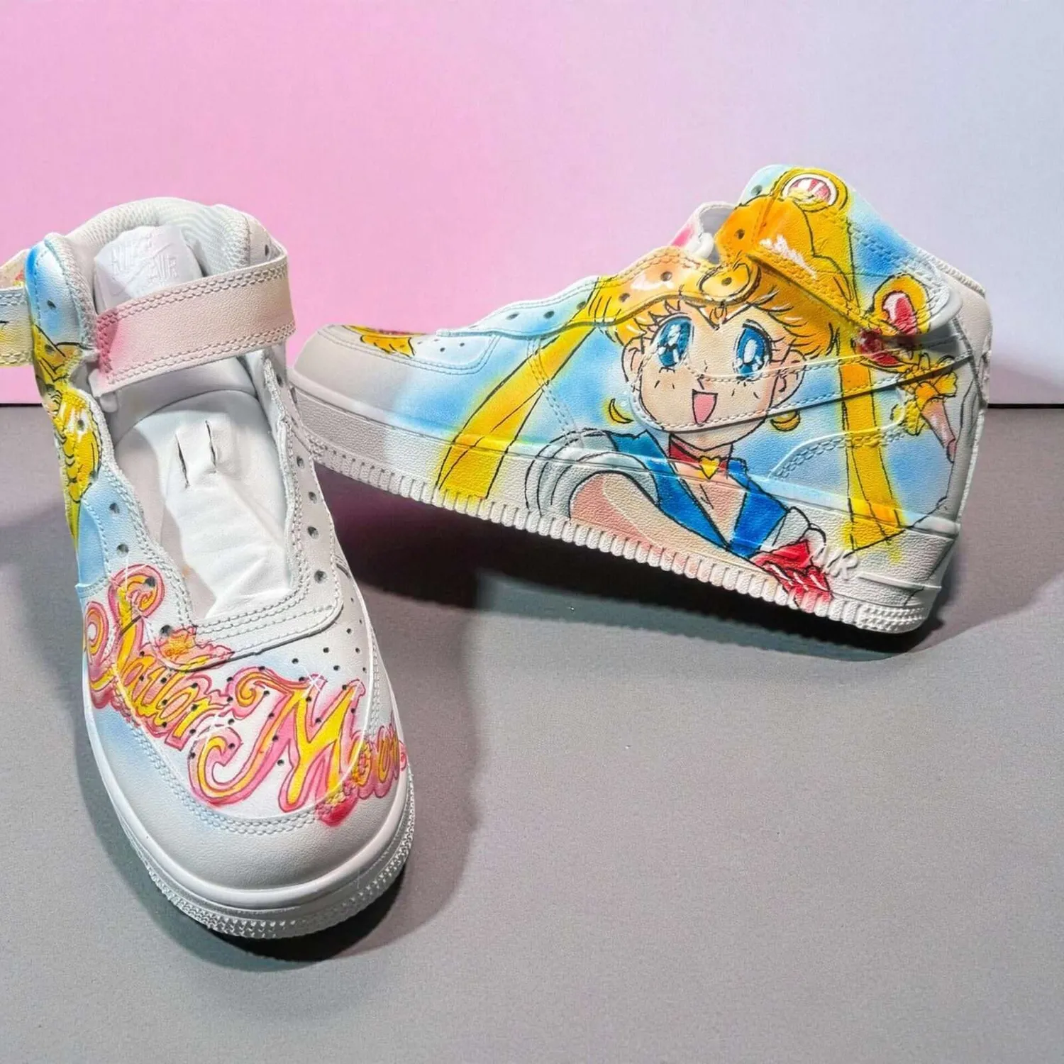 Nike Air Force 1 Sailor Moon sneakers dipinte a mano
