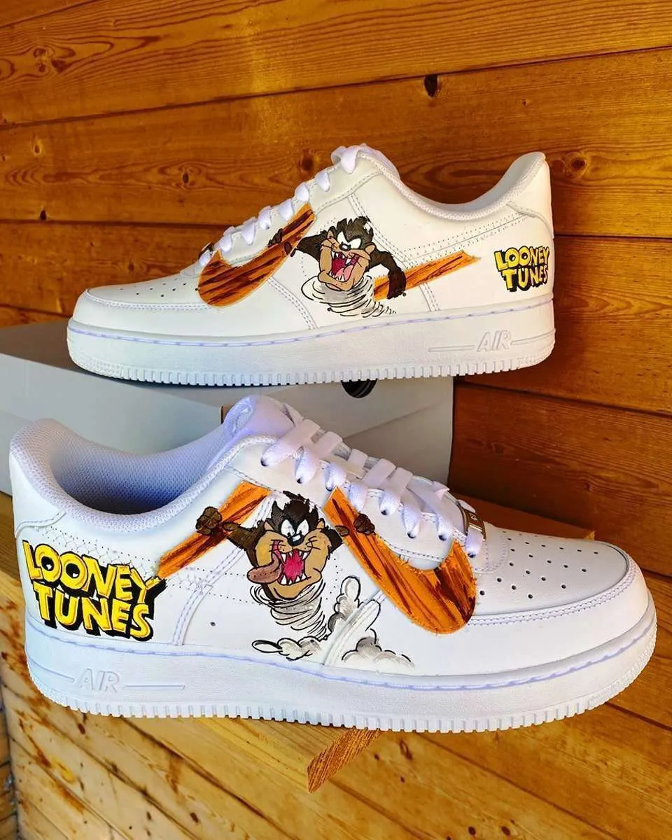 Nike Air Force 1 Taz sneakers custom dipinte a mano