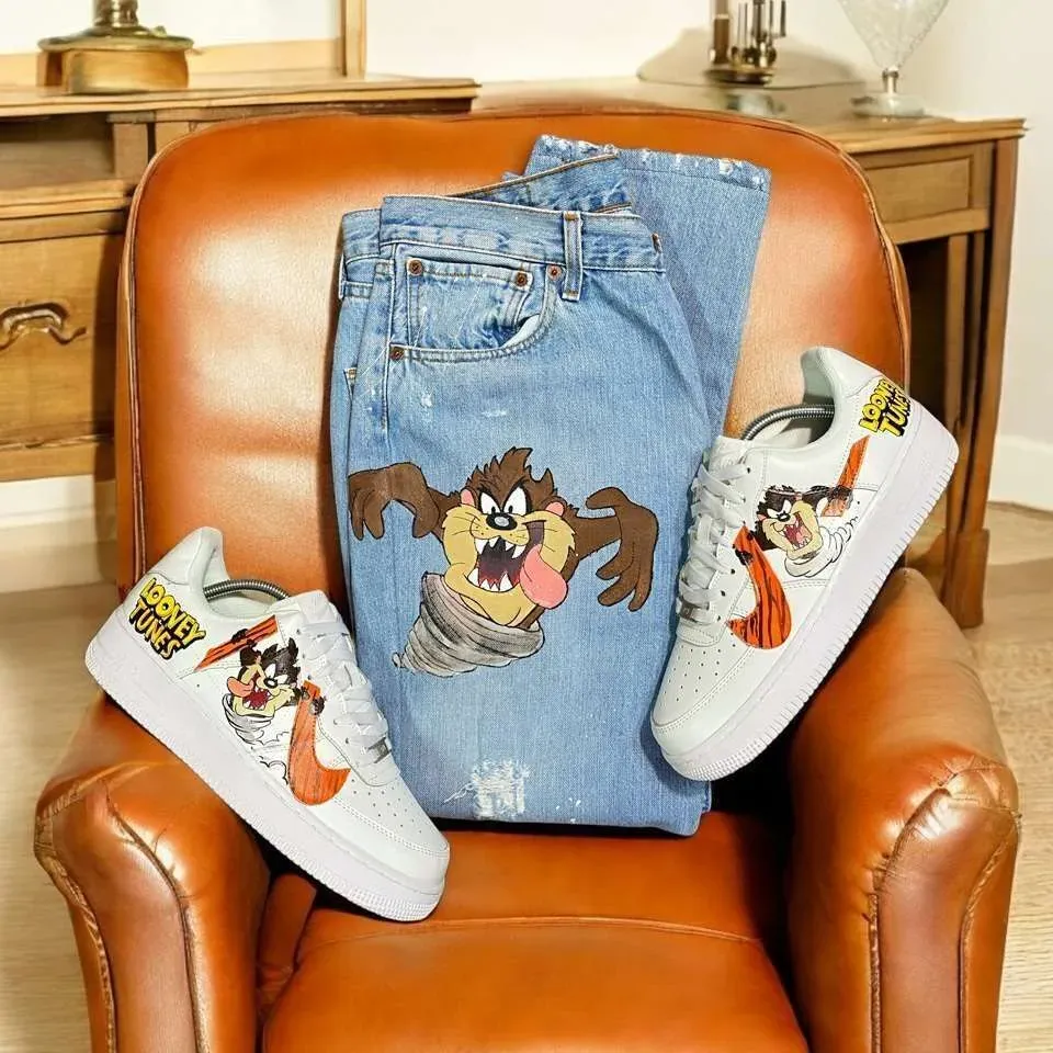 Nike Air Force 1 Taz sneakers custom dipinte a mano