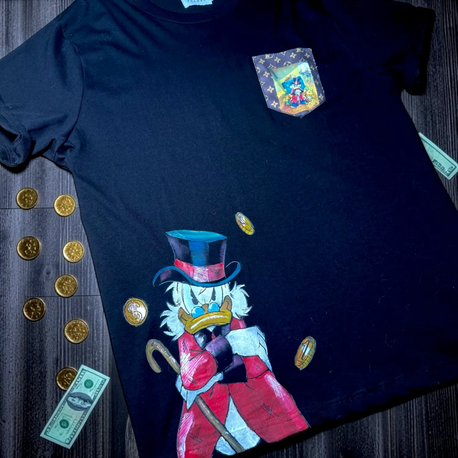 Never Say Never Zio Paperone t-shirt dipinta a mano