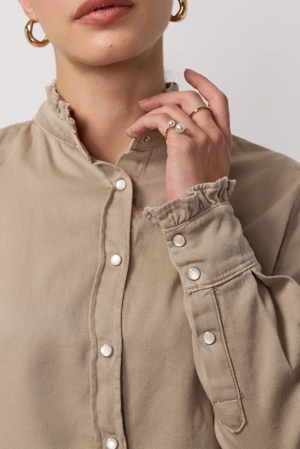 acquaverde Gaby camicia Argile collo volant