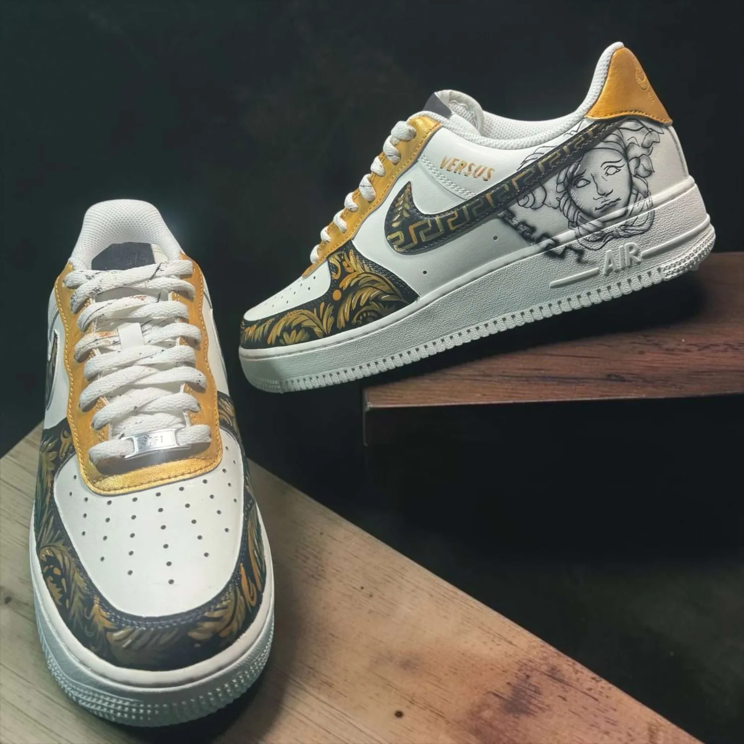 Never Say Never Versace Nike Air Force 1 Sneakers Dipinte