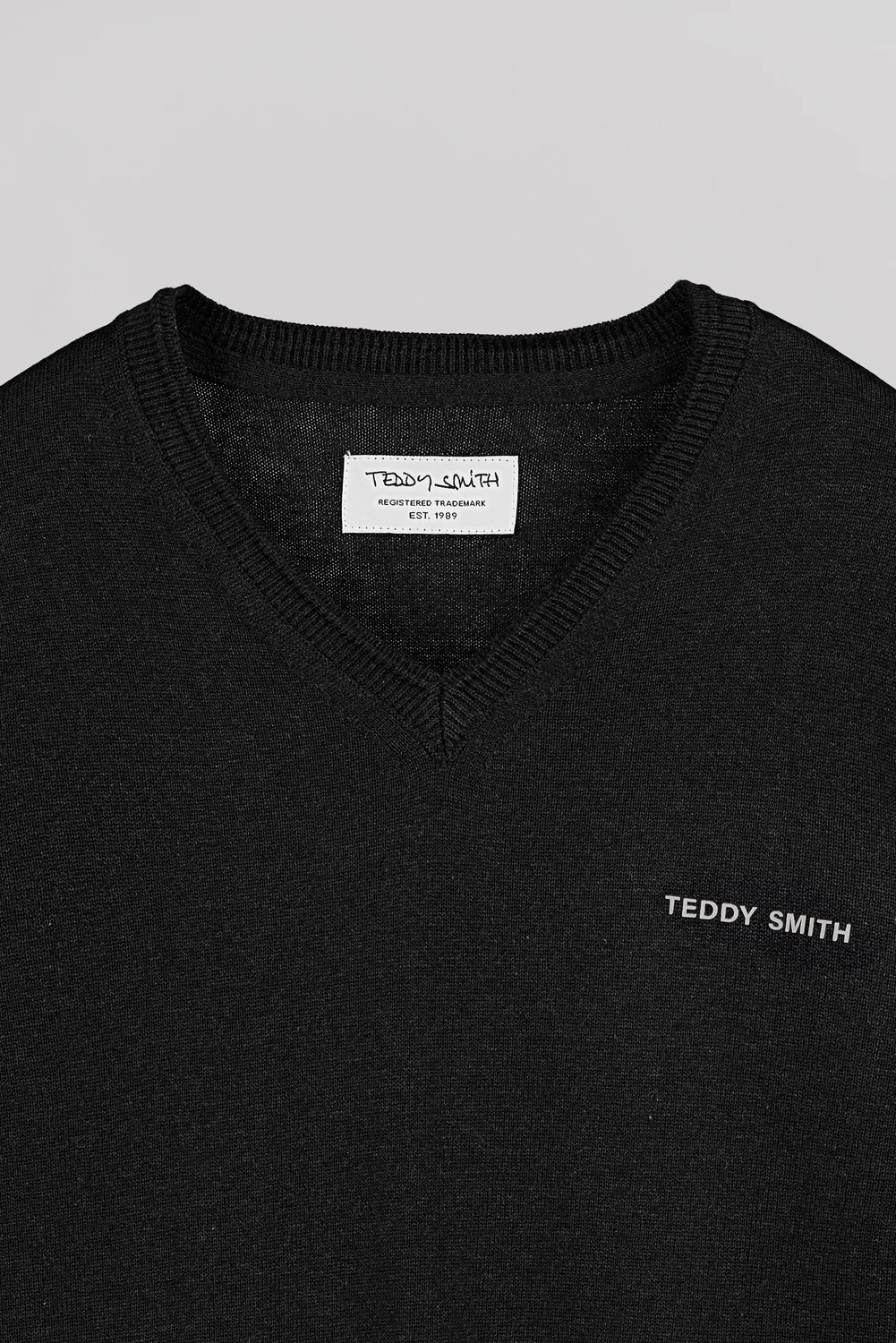 Teddy Smith Pulser 4 Maglione Scollo V Nero