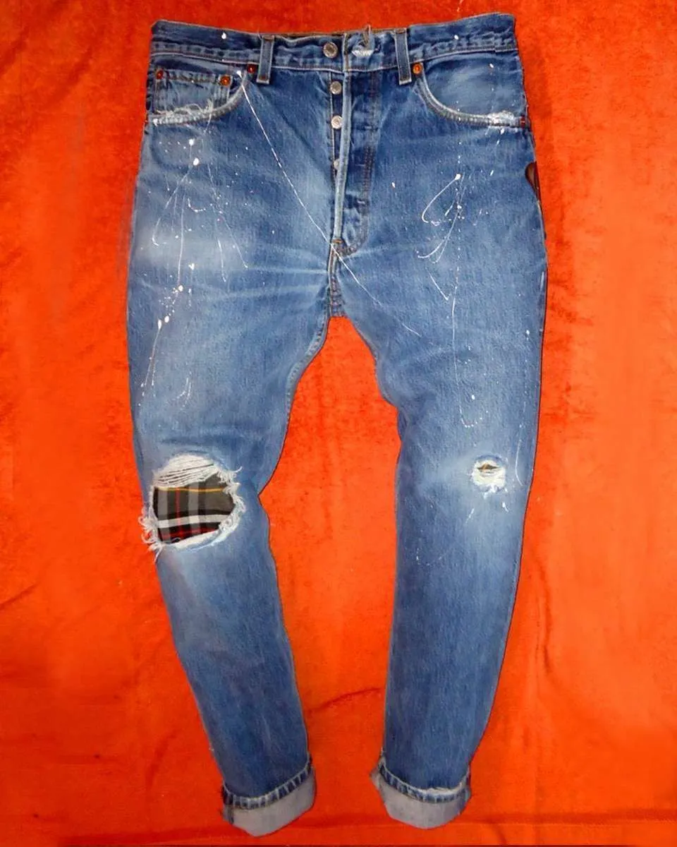 Never Say Never Taz jeans Levi's vintage dipinti su misura