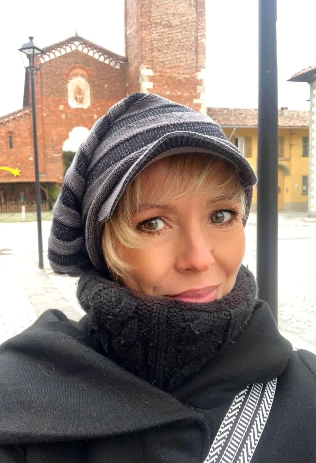Only Sedona giacca corta donna XS verde melange cappuccio