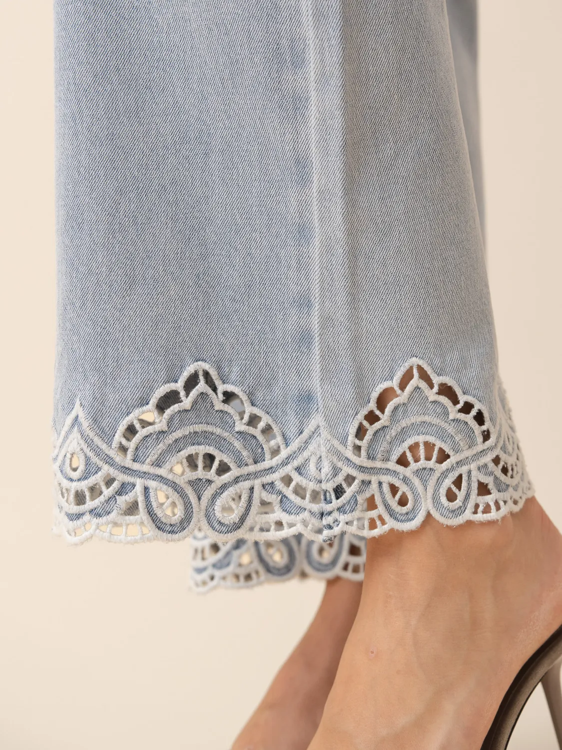 Oraije Nola jeans wide azzurro pizzo
