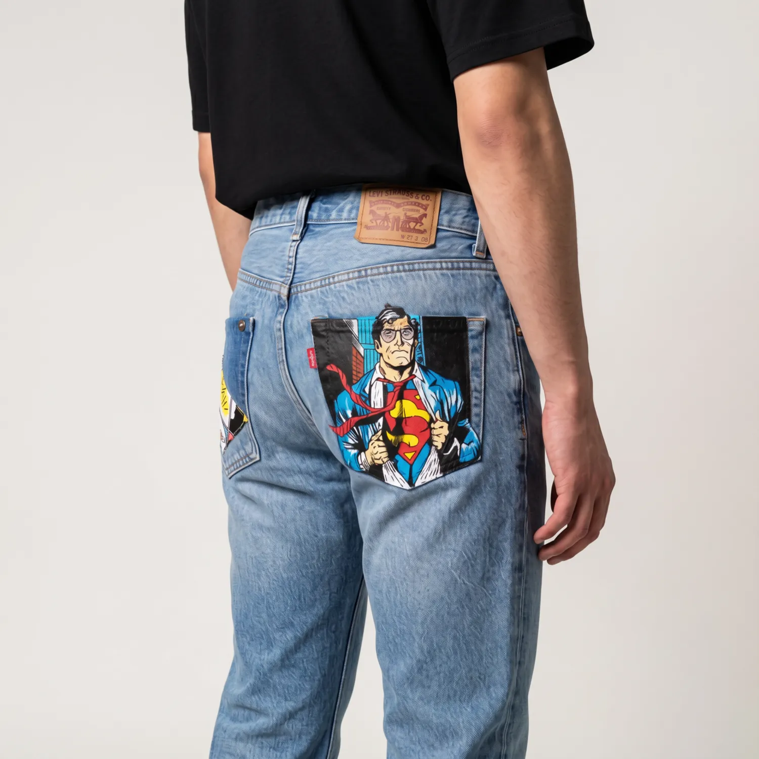 Levi’s Vintage Superman jeans dipinti fumetti custom