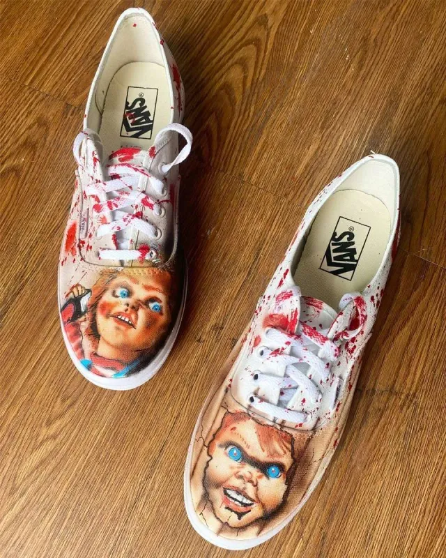 Never Say Never Chucky Vans Slip-On dipinte a mano