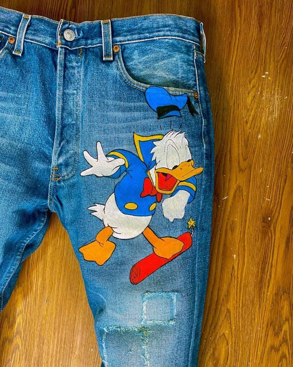 Levi’s Vintage Paperino 2020 jeans dipinti a mano cartoon
