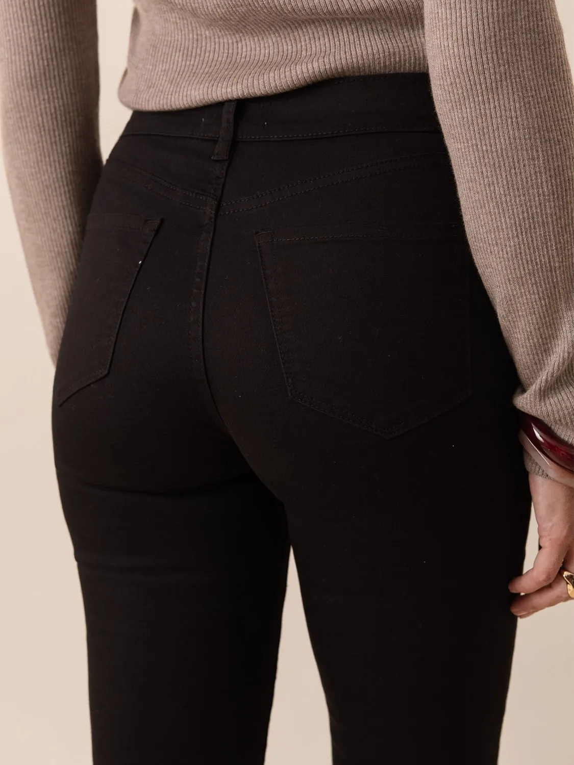 Oraije Emma jeans flare neri vita semi-alta
