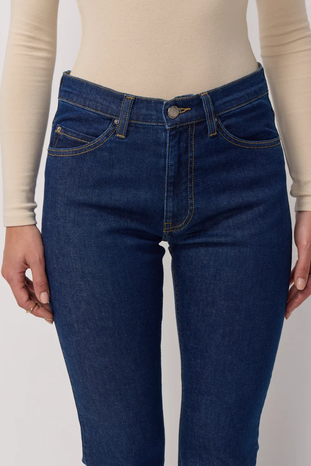 acquaverde Cara Brut Lavé jeans bootcut sfrangiati