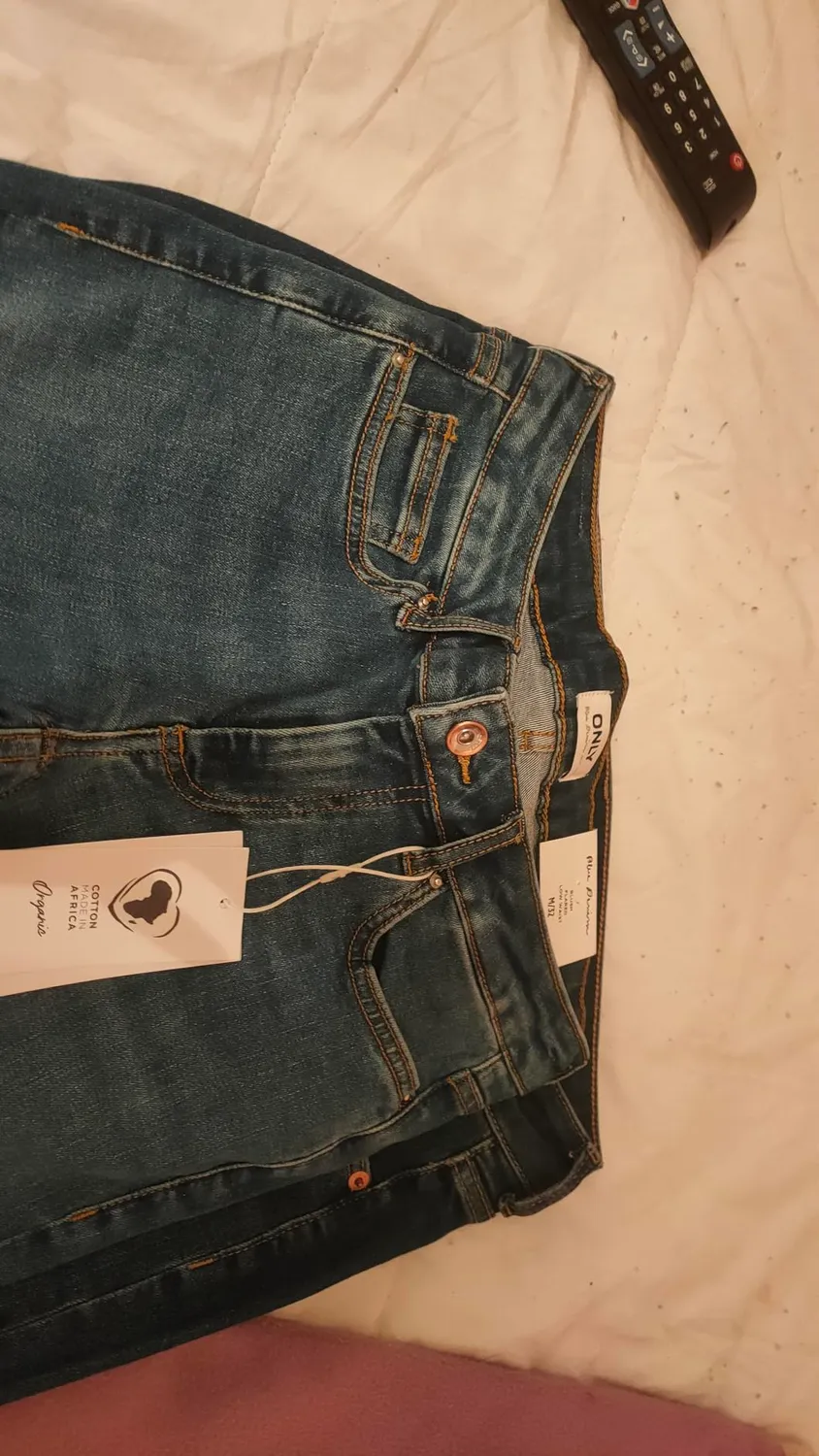 ONLY Onlblush Vita Bassa Flared jeans M/32L svasati