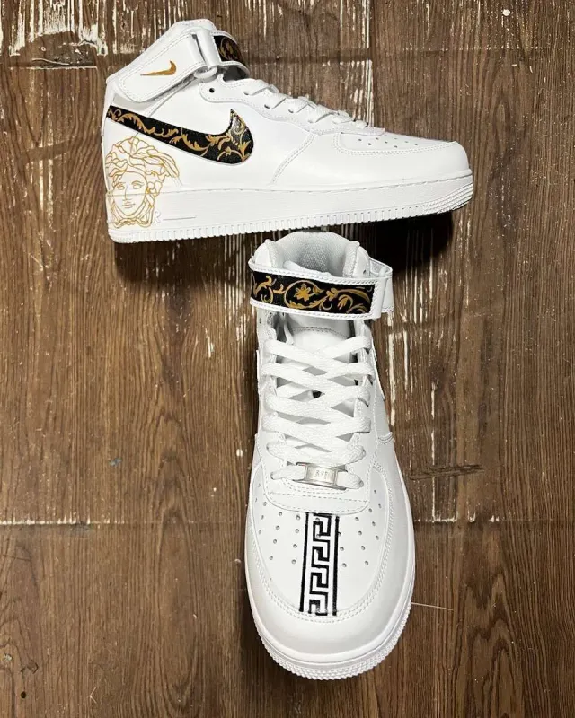 Never Say Never Air Force 1 High Versace sneakers dipinte