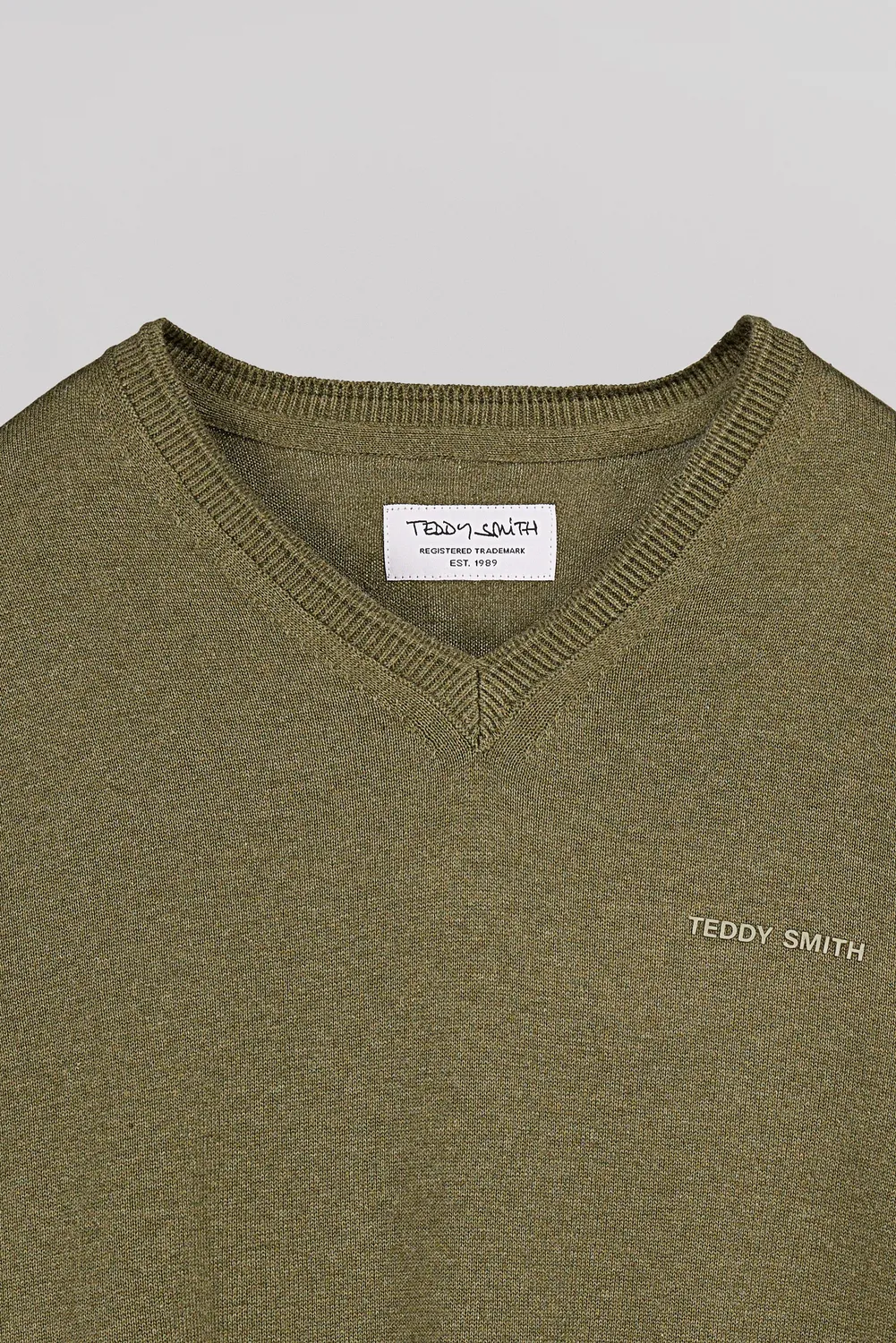 Teddy Smith Pulser 4 maglione scollo V kaki maglia fine