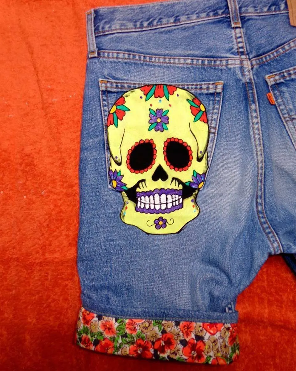 Never Say Never Levi's Teschio bermuda dipinti fiori nero