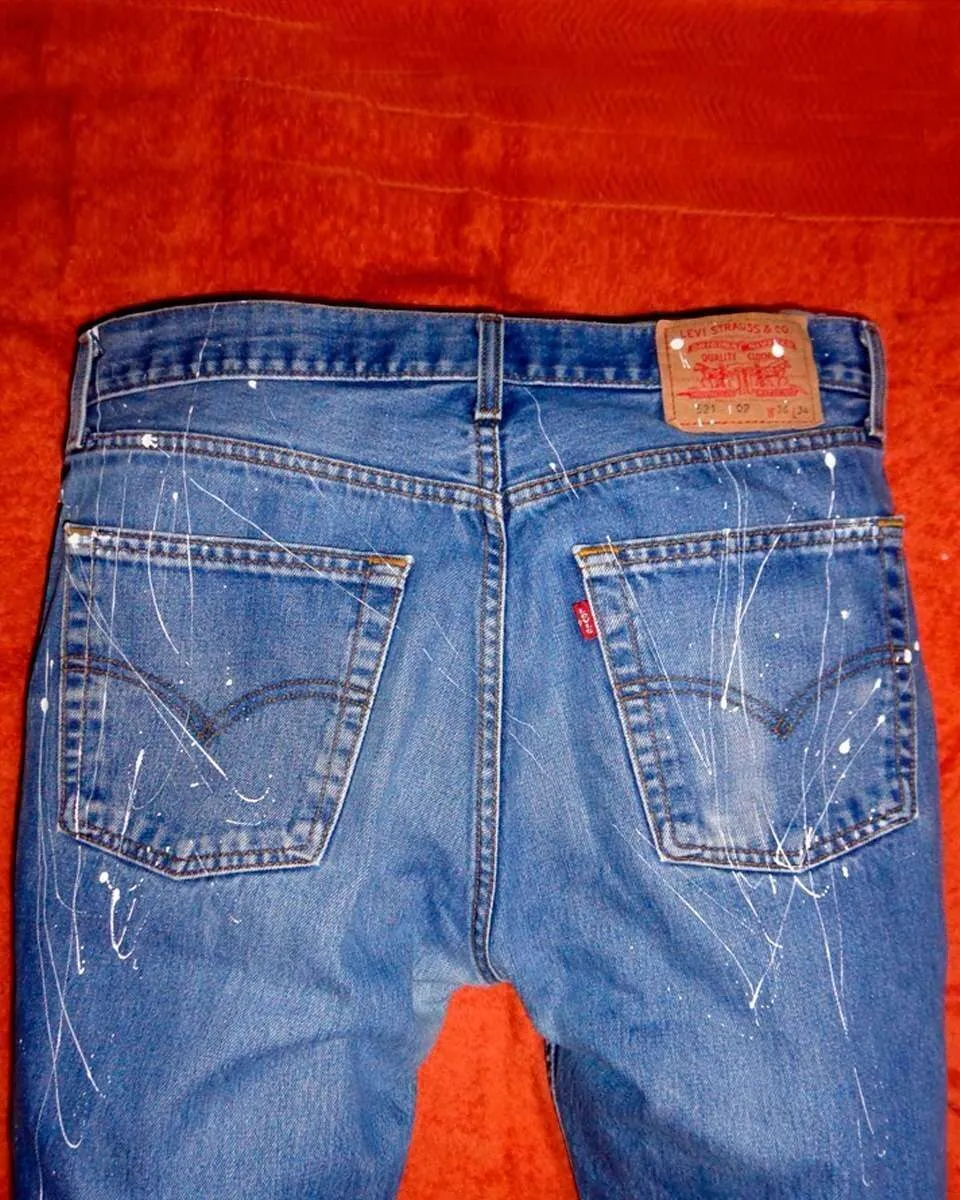Never Say Never Levi's Vintage Jeans Medio Destroyed Vernice Bianca
