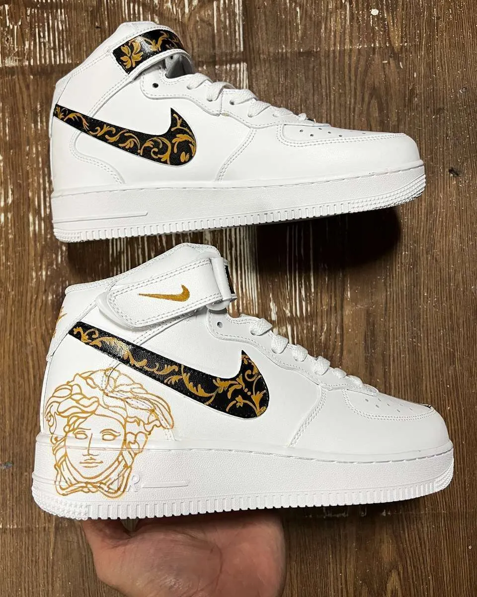 Never Say Never Air Force 1 High Versace sneakers dipinte